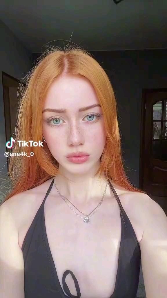 video tante jepang main game bareng guru viral